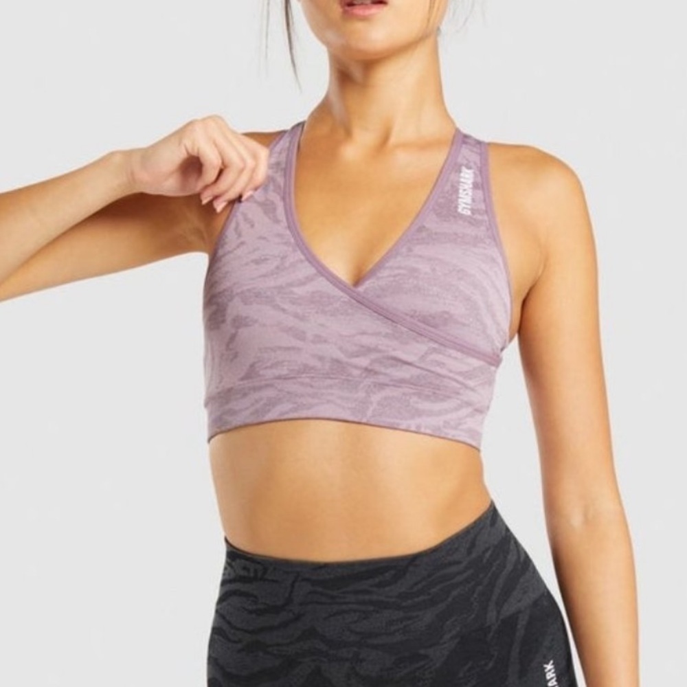Bundle of 2 Gymshark Adapt Animal Seamless Sport Bras Size S